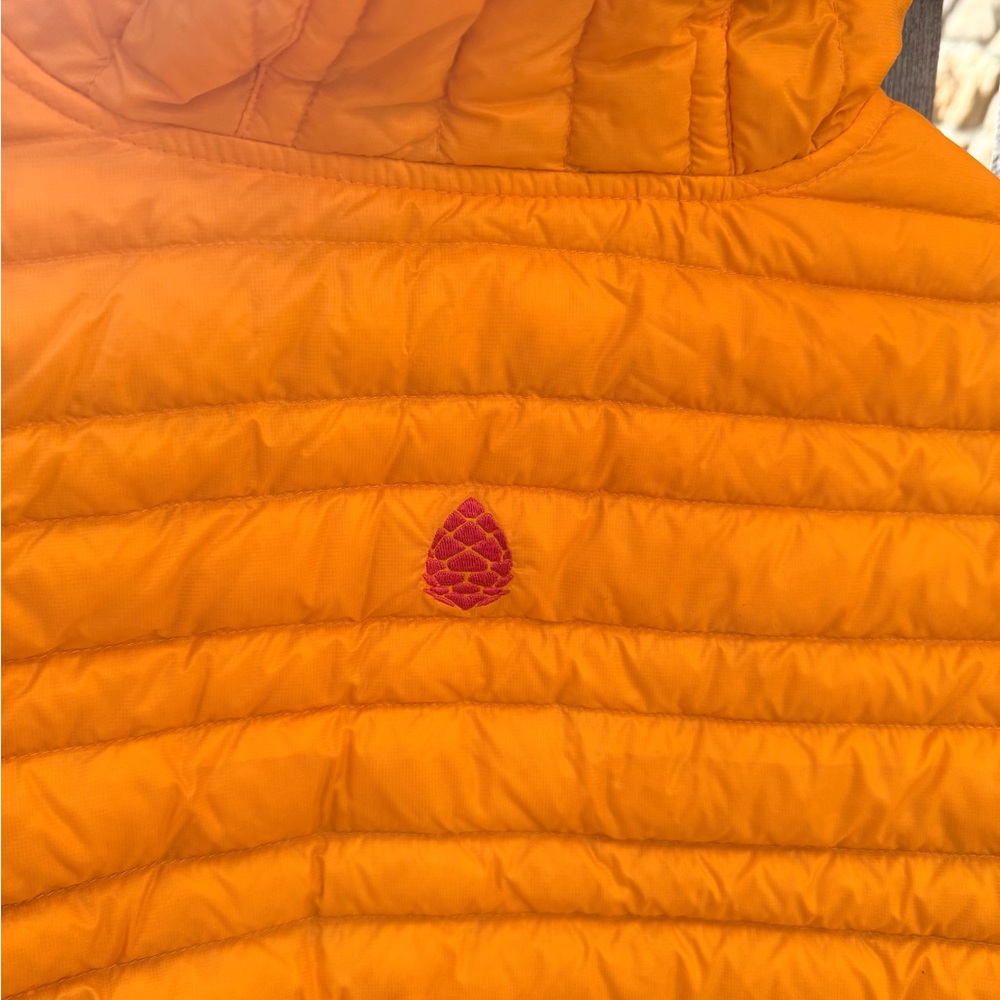 Stio Women’s Small Pinion Down Pullover - Vibrant Orange and Purple Jacket - Picture 4 of 8
